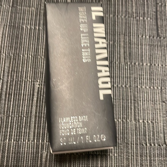 NIB- IL MAKIAGE Set (Woke Up Like This Foundation- 035/ Flawless Concealer 2.5) - Picture 9 of 16